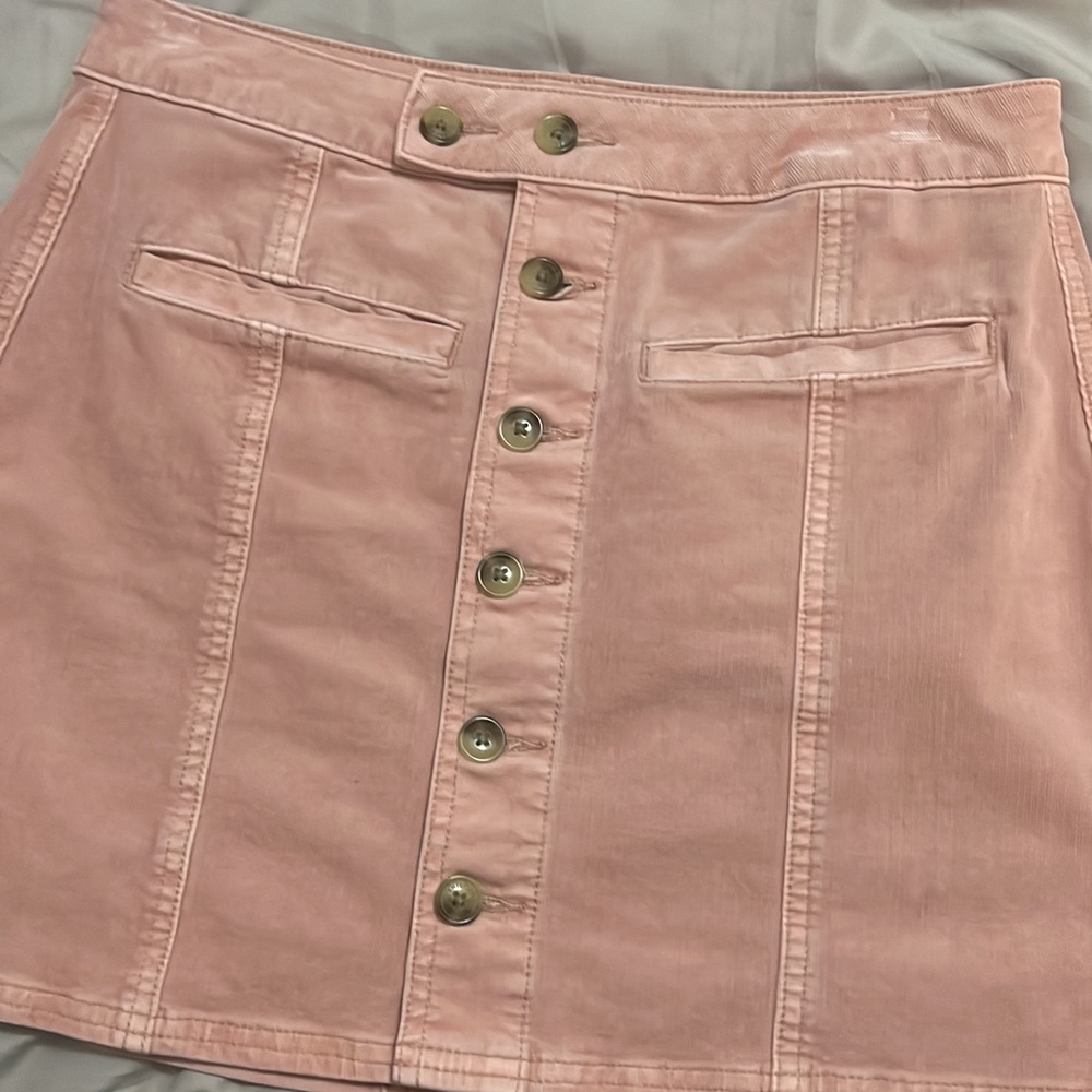 AE Skirt button up
